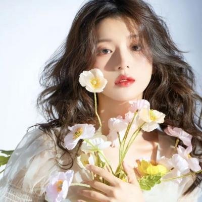 虞美人盛开的山坡